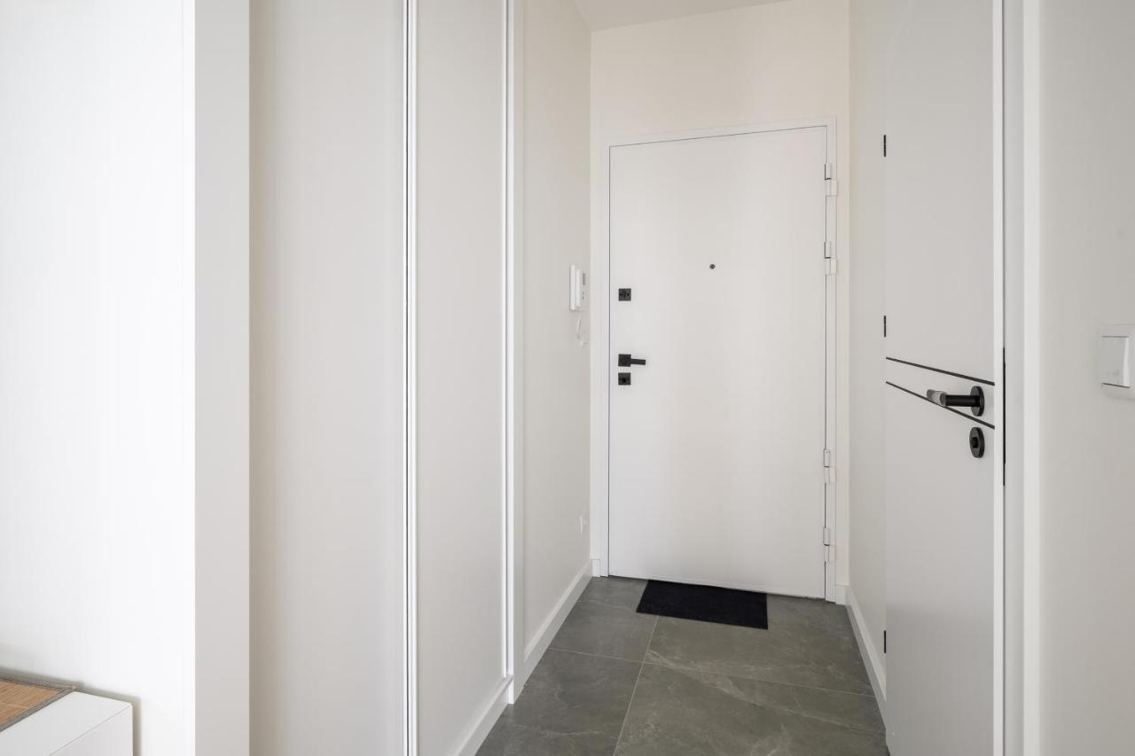 Wola Nakielska Comfort Apartment Varsóvia Exterior foto