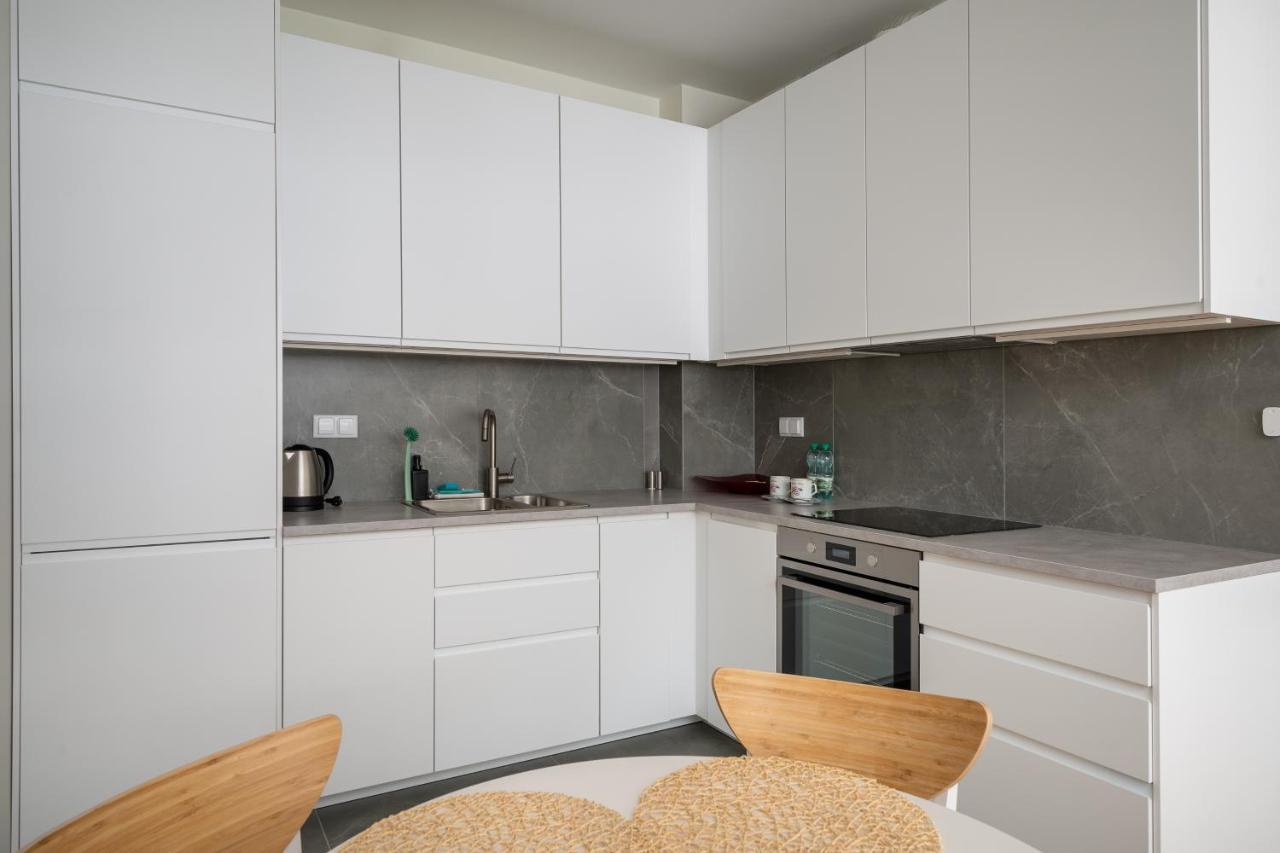 Wola Nakielska Comfort Apartment Varsóvia Exterior foto